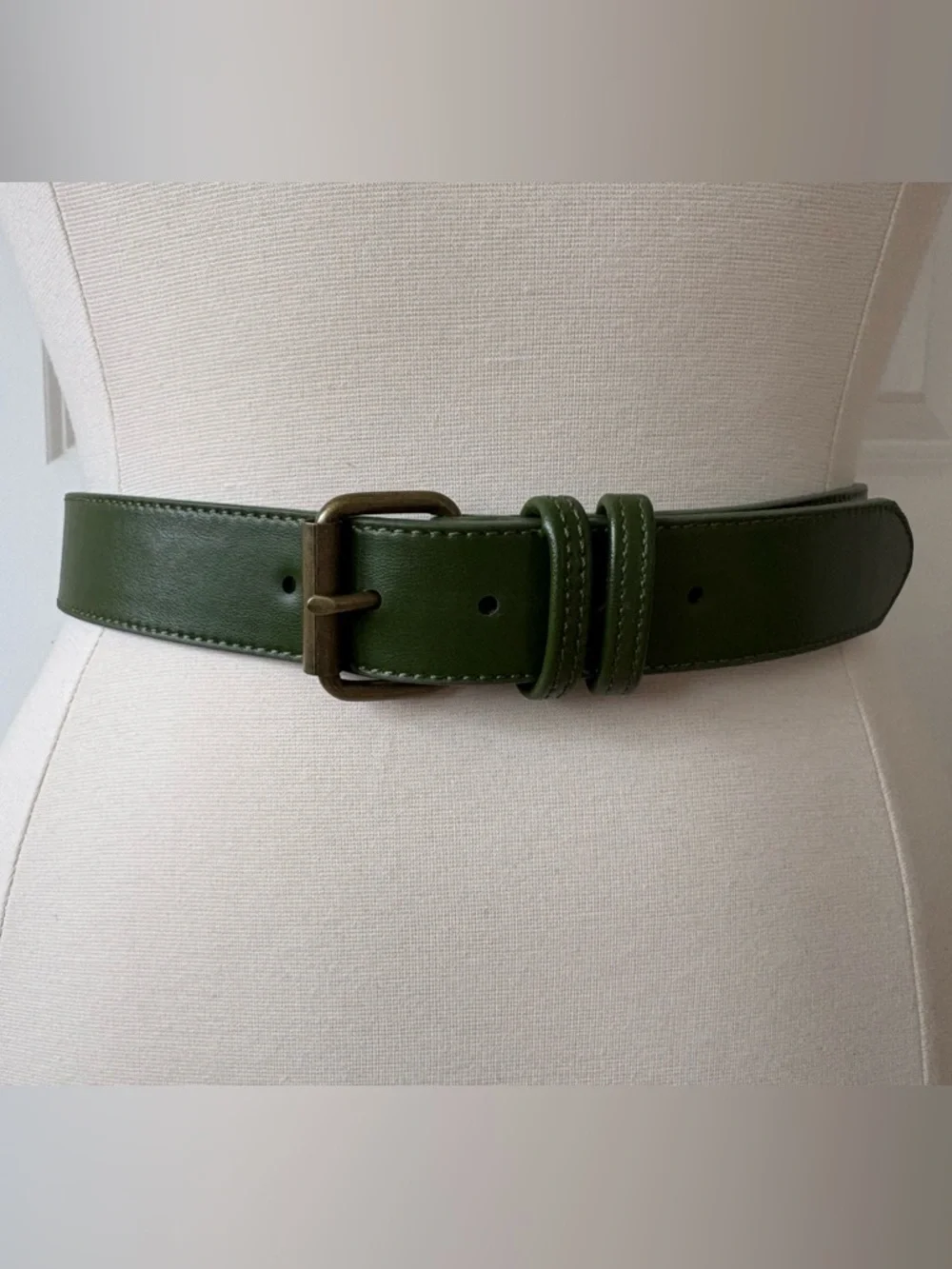 EUC, Green Vegan Cactus Leather Belt, 1 1/2” x 40”